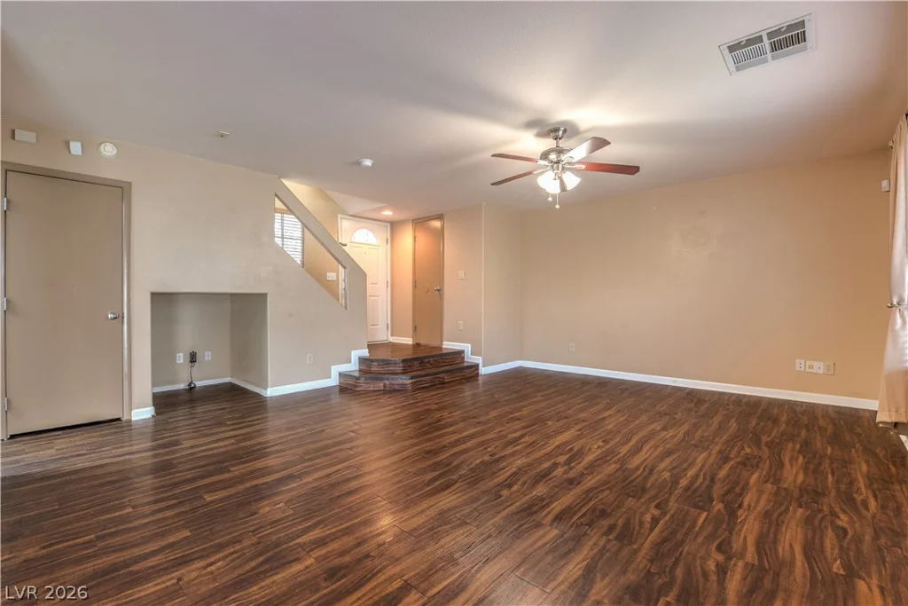 10193 Crepe Myrtle, Las Vegas, NV 89183