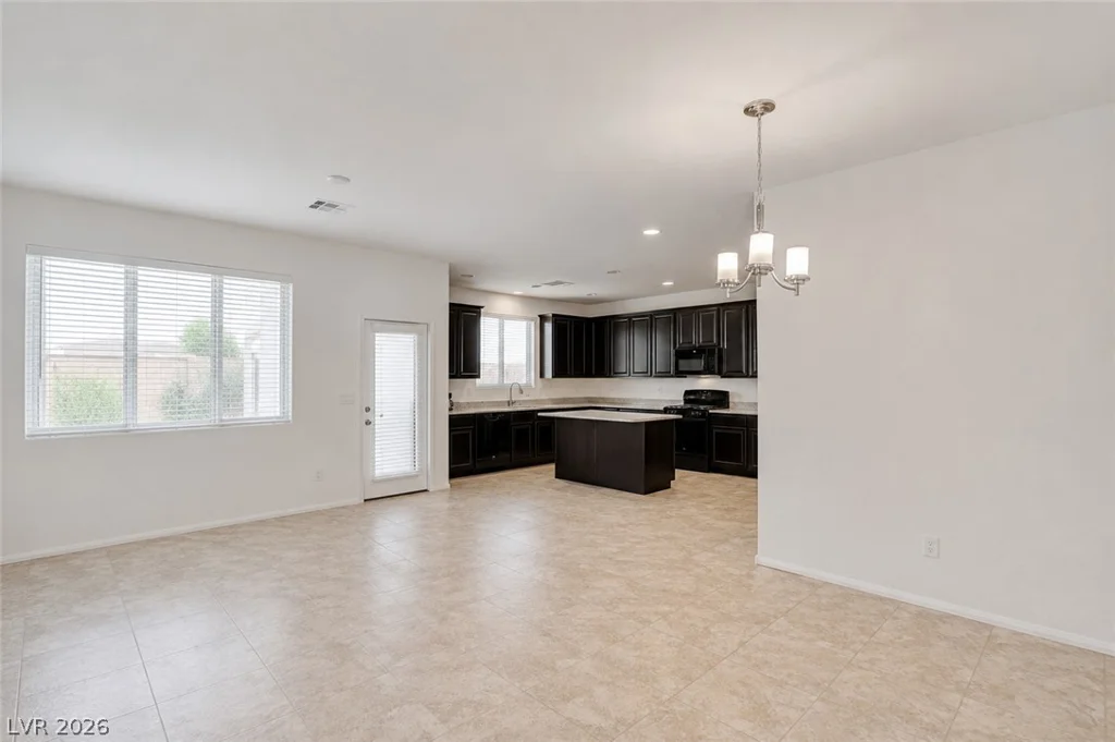 7588 Eastham Bay, Las Vegas, NV 89179