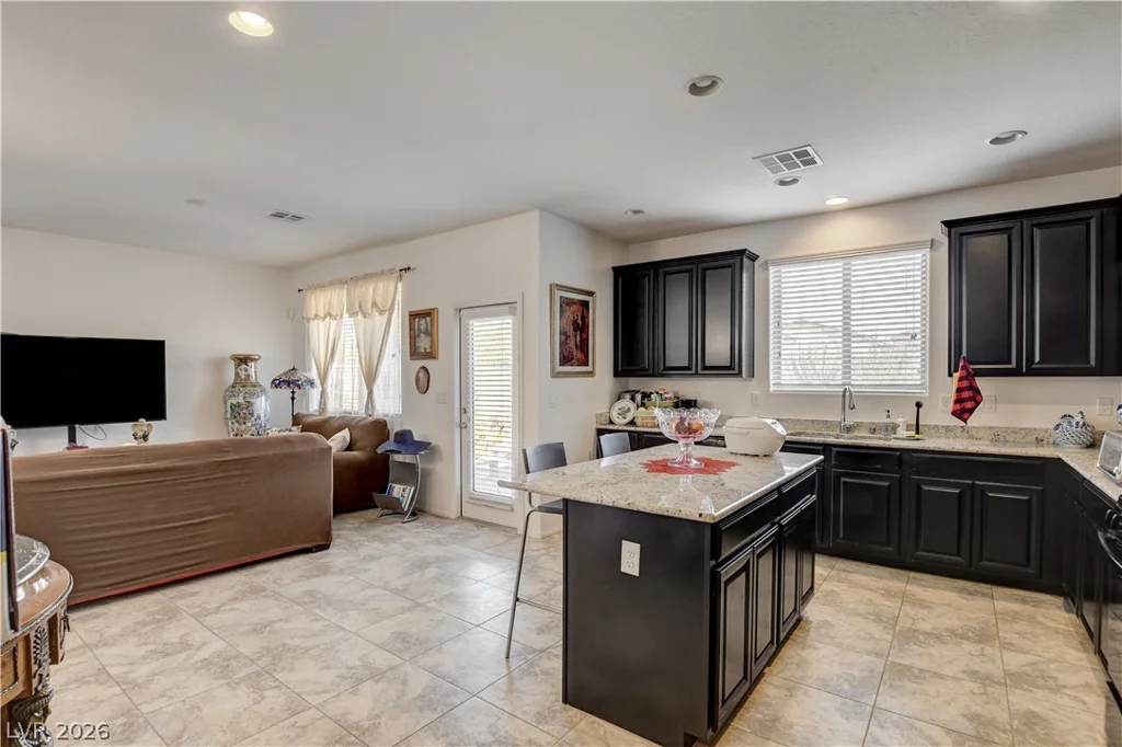 7588 Eastham Bay, Las Vegas, NV 89179