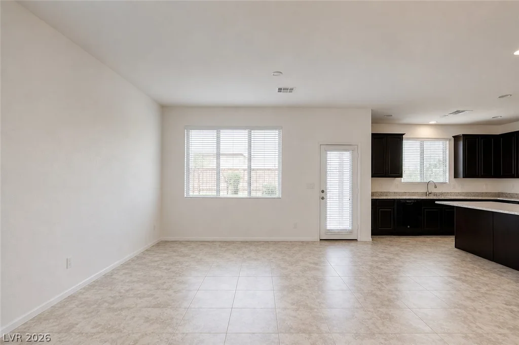 7588 Eastham Bay, Las Vegas, NV 89179