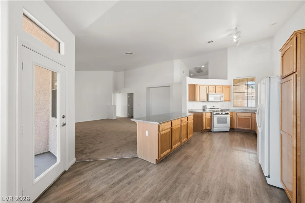 7530 Splashing Rock, Las Vegas, NV 89131