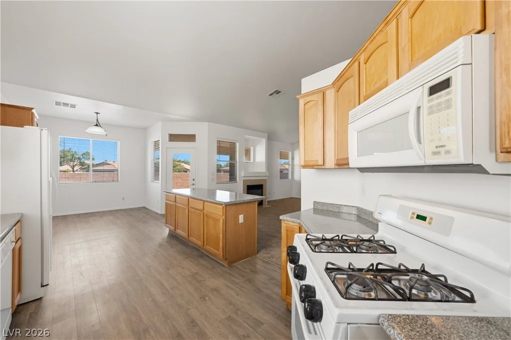 7530 Splashing Rock, Las Vegas, NV 89131