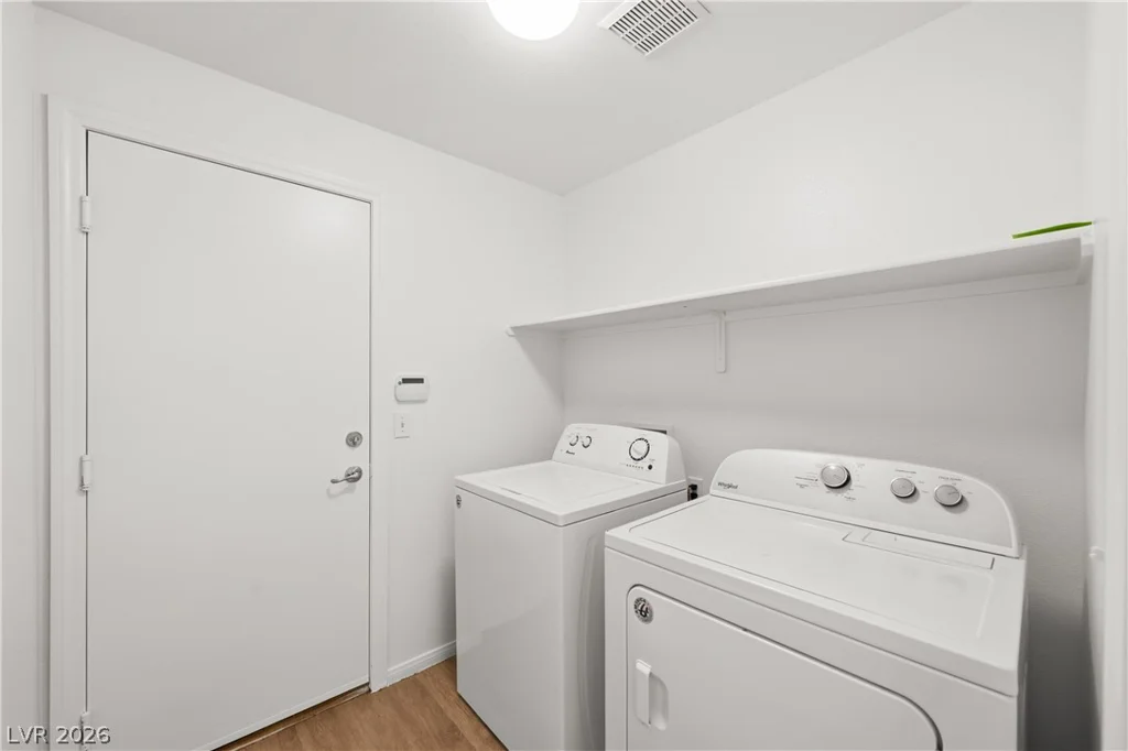 7530 Splashing Rock, Las Vegas, NV 89131