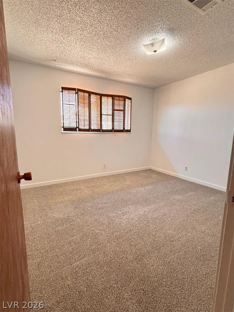 6917 Rocky Point, Las Vegas, NV 89145