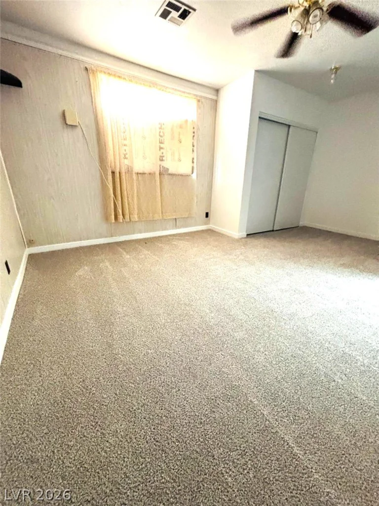 6917 Rocky Point, Las Vegas, NV 89145