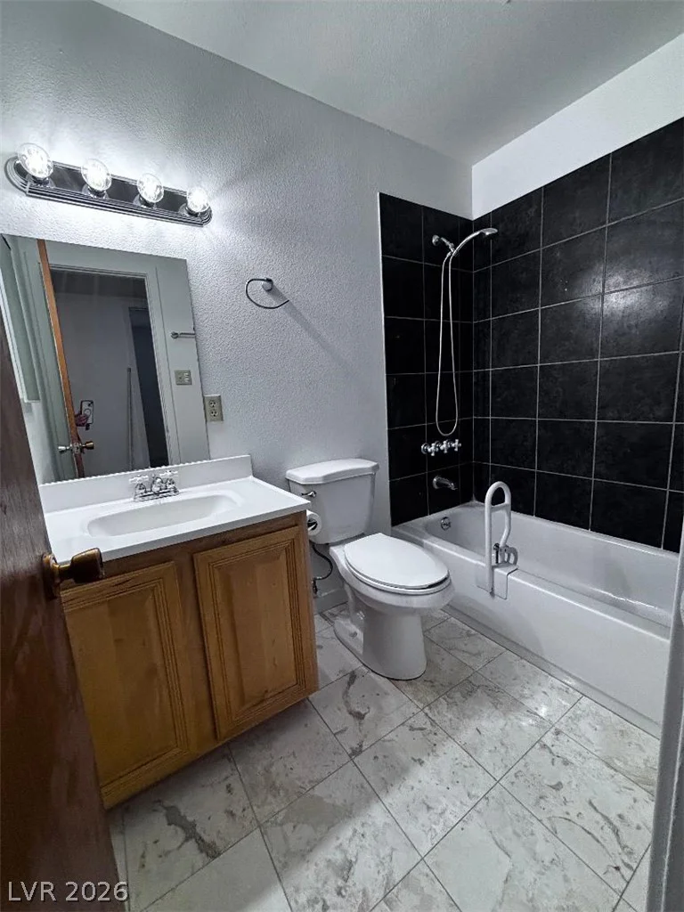 6917 Rocky Point, Las Vegas, NV 89145