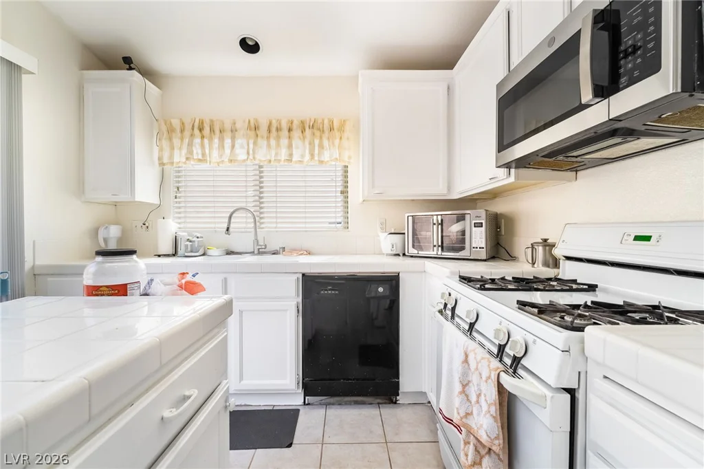 5624 Scottyboy, Las Vegas, NV 89113