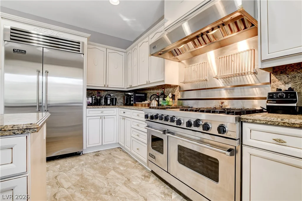1693 Ravanusa, Henderson, NV 89052