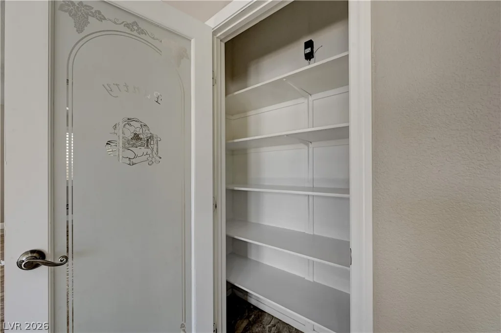 1693 Ravanusa, Henderson, NV 89052