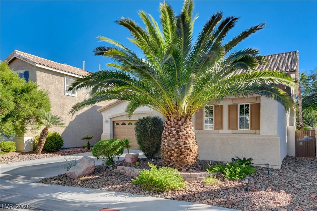 1693 Ravanusa, Henderson, NV 89052