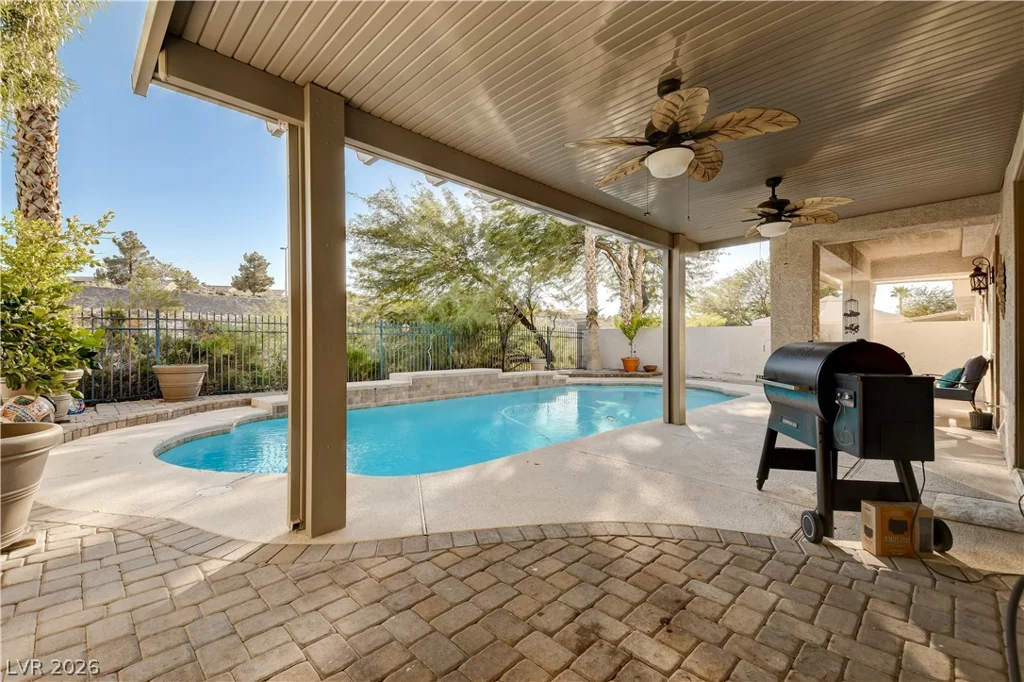 1693 Ravanusa, Henderson, NV 89052