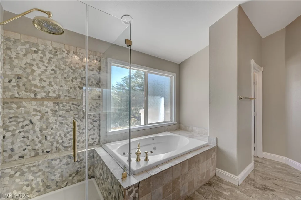 1693 Ravanusa, Henderson, NV 89052