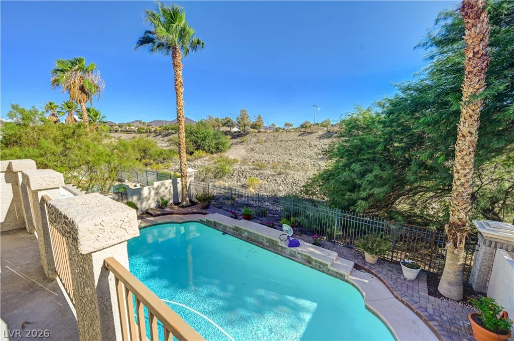 1693 Ravanusa, Henderson, NV 89052