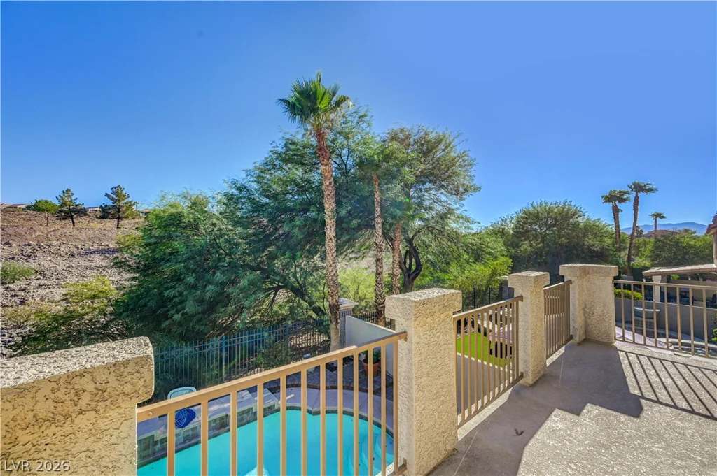 1693 Ravanusa, Henderson, NV 89052