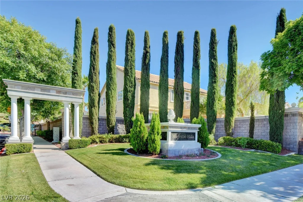 1693 Ravanusa, Henderson, NV 89052