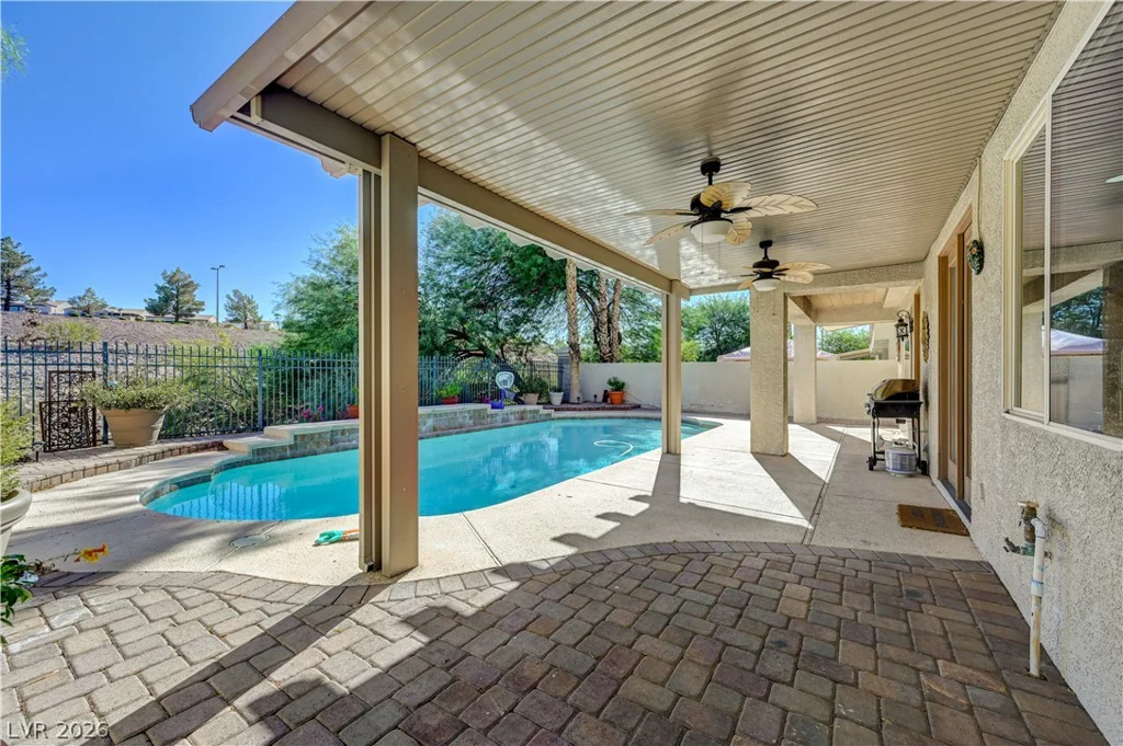 1693 Ravanusa, Henderson, NV 89052