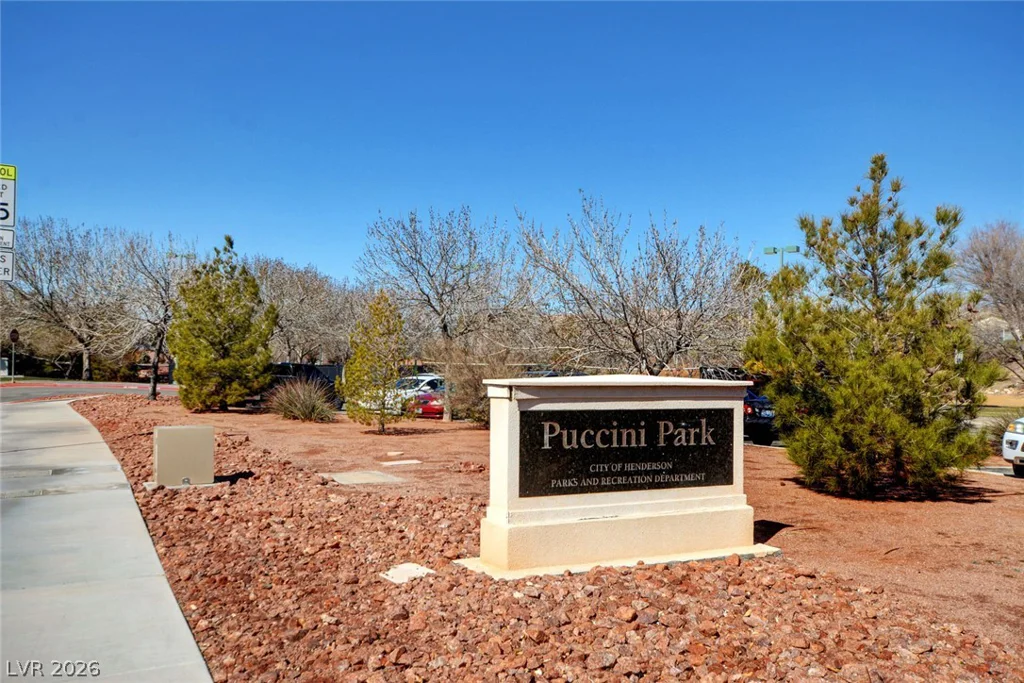 1693 Ravanusa, Henderson, NV 89052