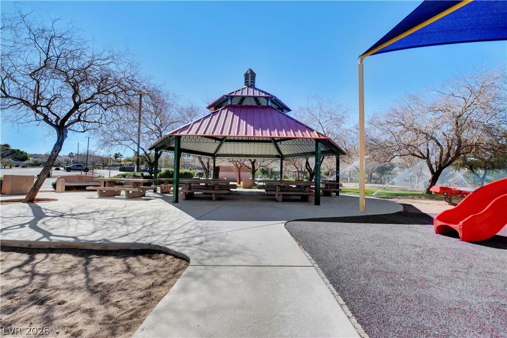 1693 Ravanusa, Henderson, NV 89052