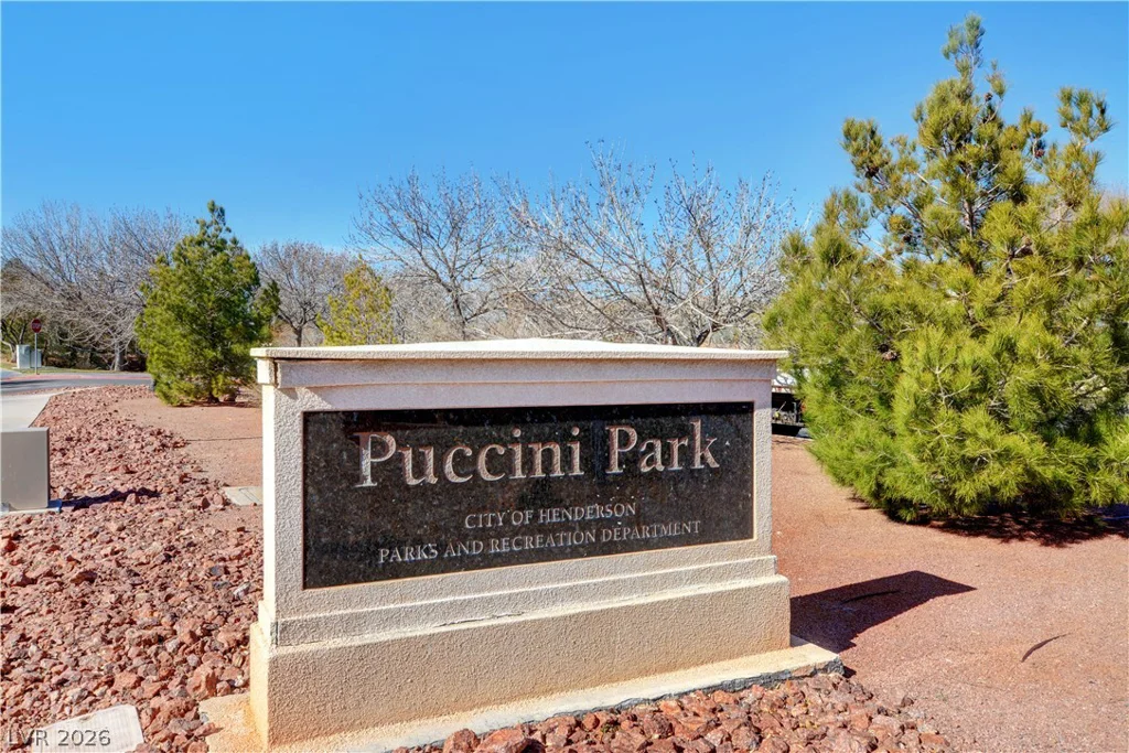 1693 Ravanusa, Henderson, NV 89052