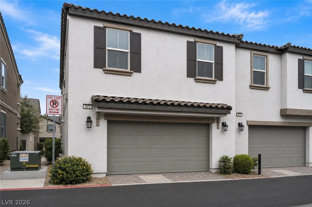 671 Anemone, Henderson, NV 89015