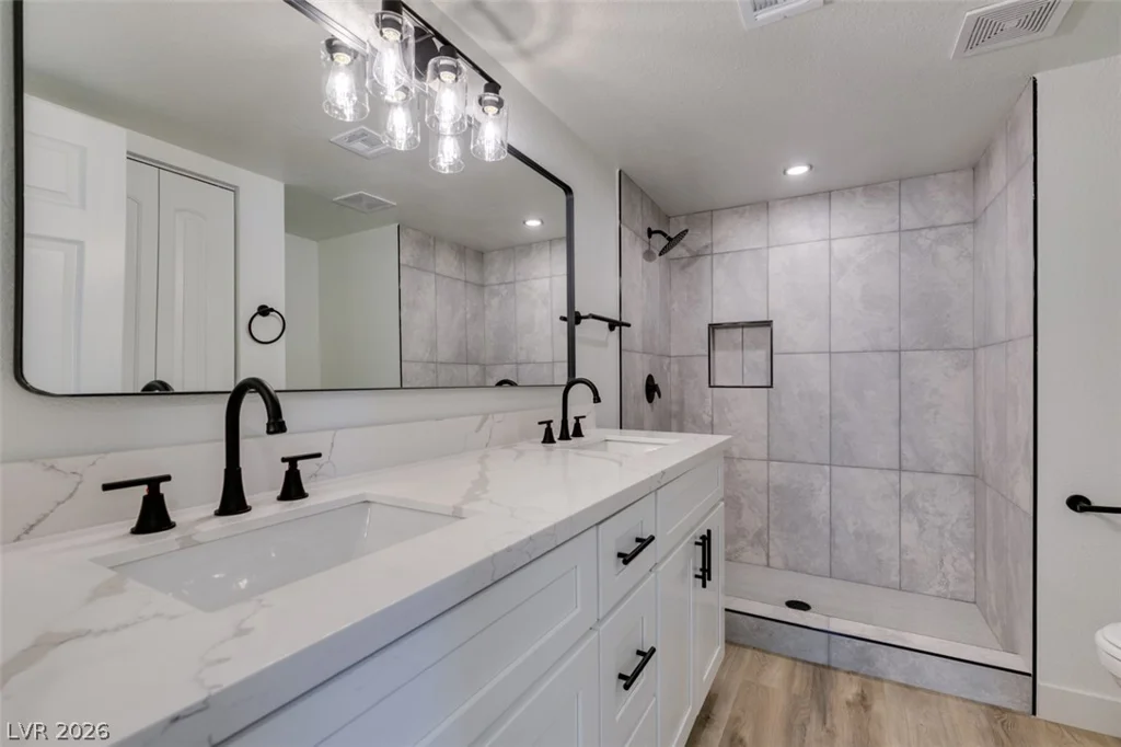 4702 Obannon, Las Vegas, NV 89102