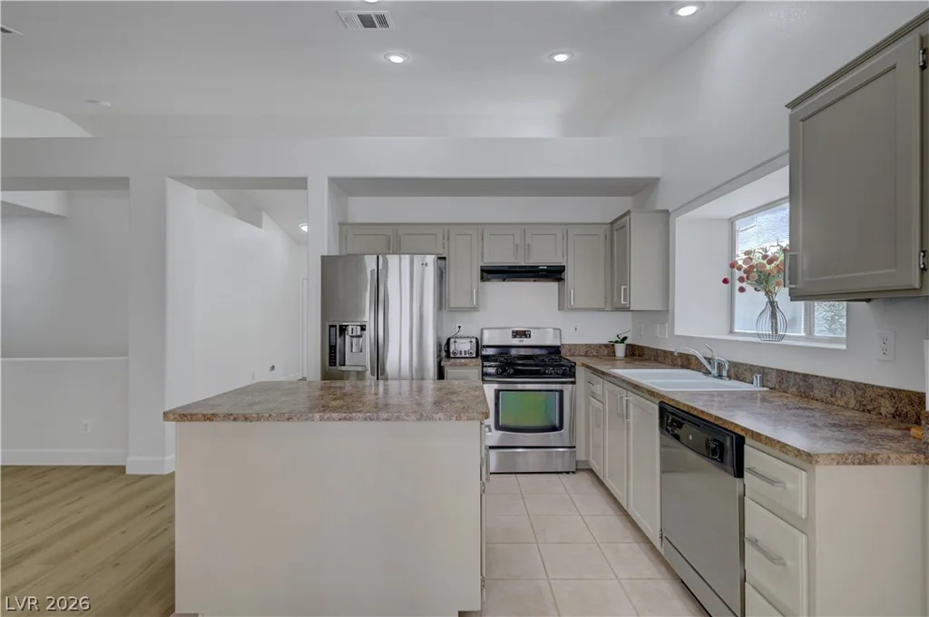 9054 Monteloma, Henderson, NV 89074