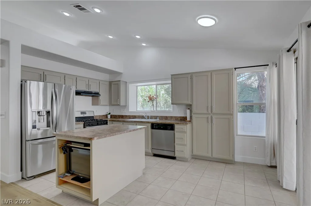 9054 Monteloma, Henderson, NV 89074