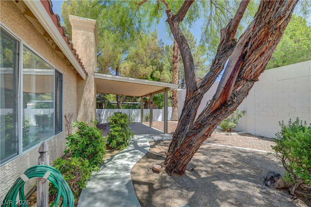 9054 Monteloma, Henderson, NV 89074