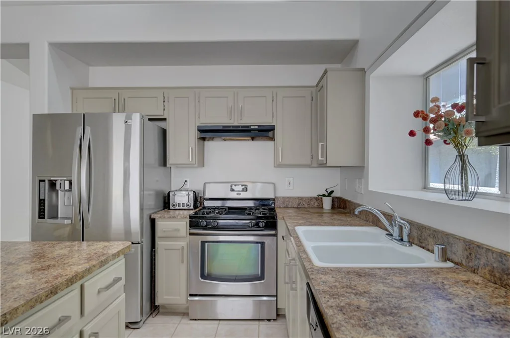 9054 Monteloma, Henderson, NV 89074