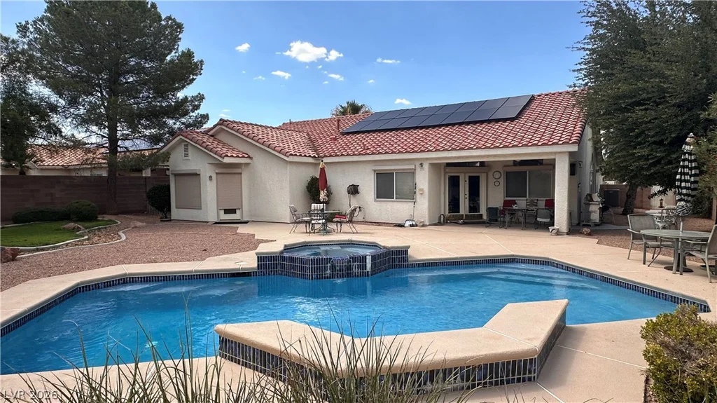 6207 Oak Park, Las Vegas, NV 89118