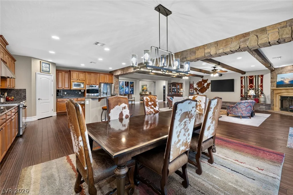 7347 Peace Rose, Las Vegas, NV 89131