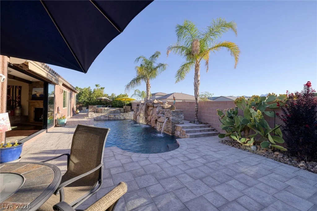 7347 Peace Rose, Las Vegas, NV 89131