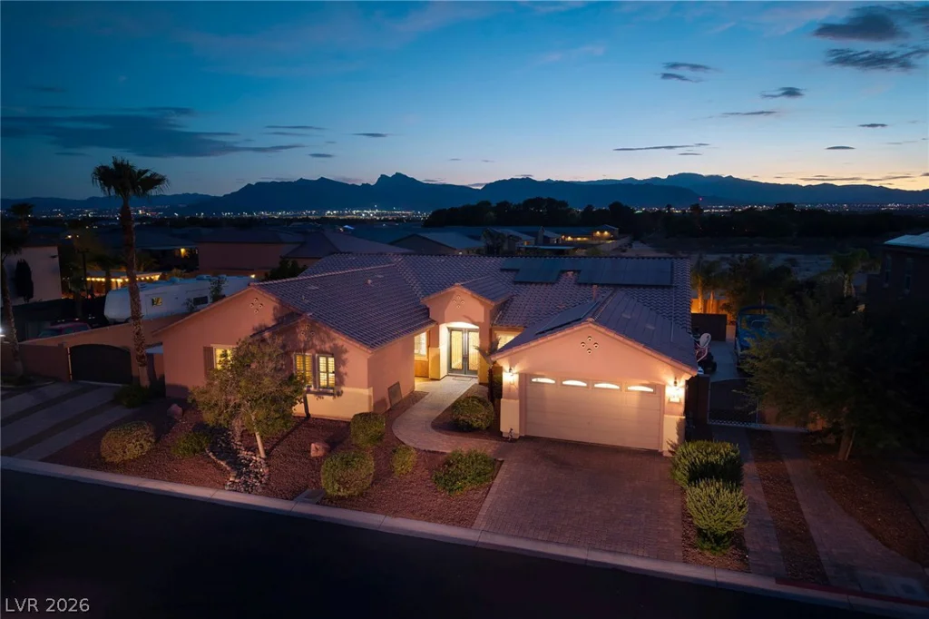 7347 Peace Rose, Las Vegas, NV 89131