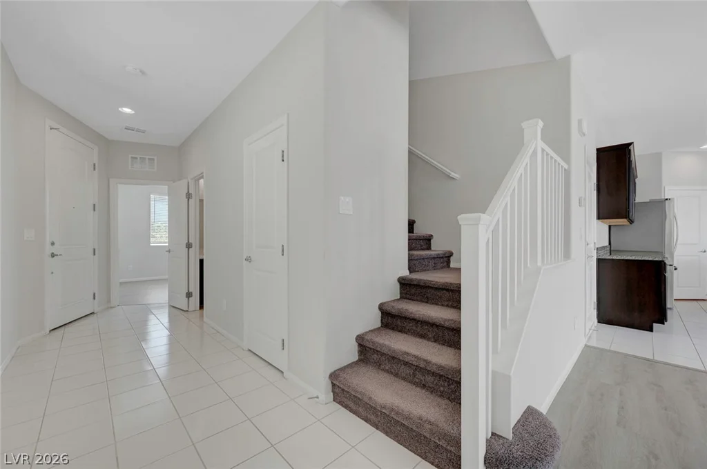 7711 Coral Cactus, Las Vegas, NV 89139