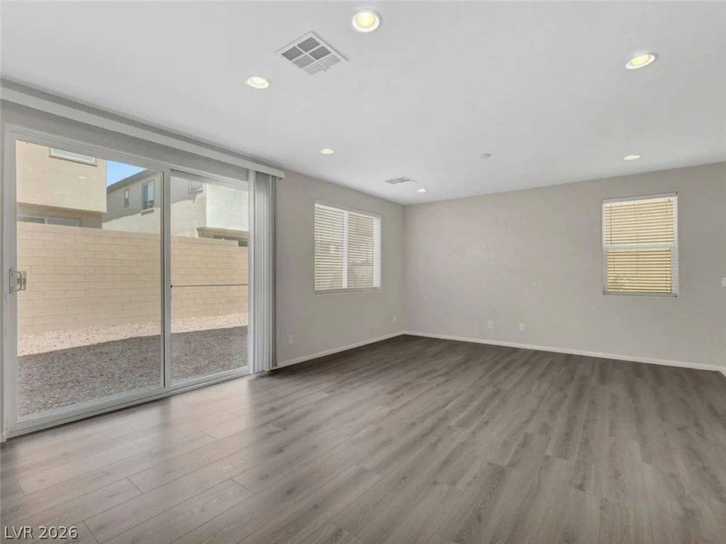 7711 Coral Cactus, Las Vegas, NV 89139