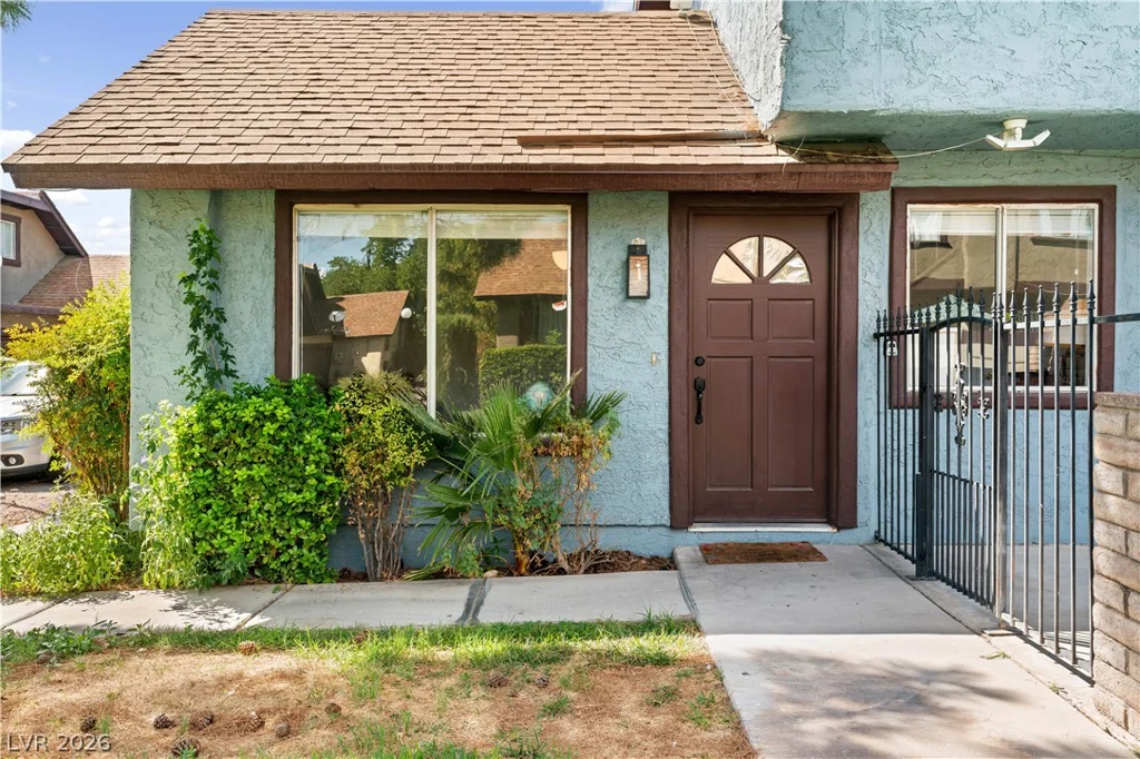 4490 Del Oro, Las Vegas, NV 89102