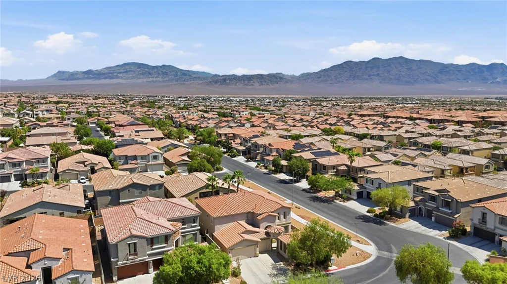 9952 Madison Walk, Las Vegas, NV 89149