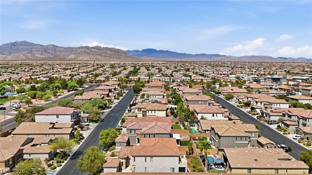 9952 Madison Walk, Las Vegas, NV 89149