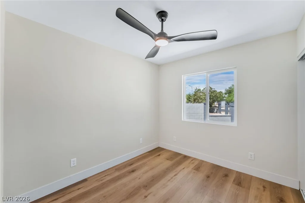 1436 Bracken, Las Vegas, NV 89104