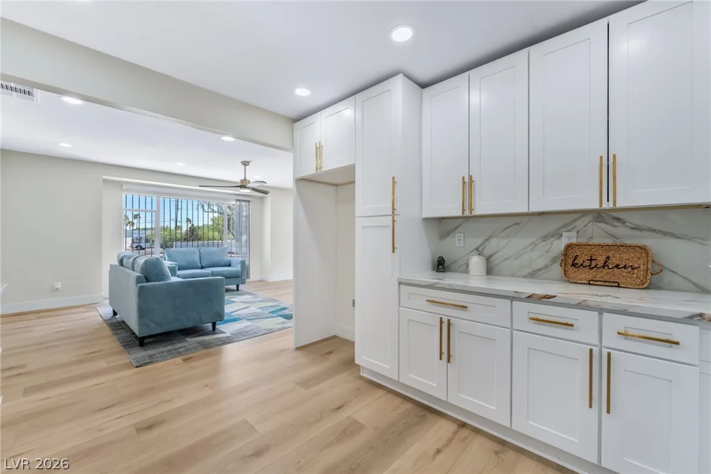 1436 Bracken, Las Vegas, NV 89104