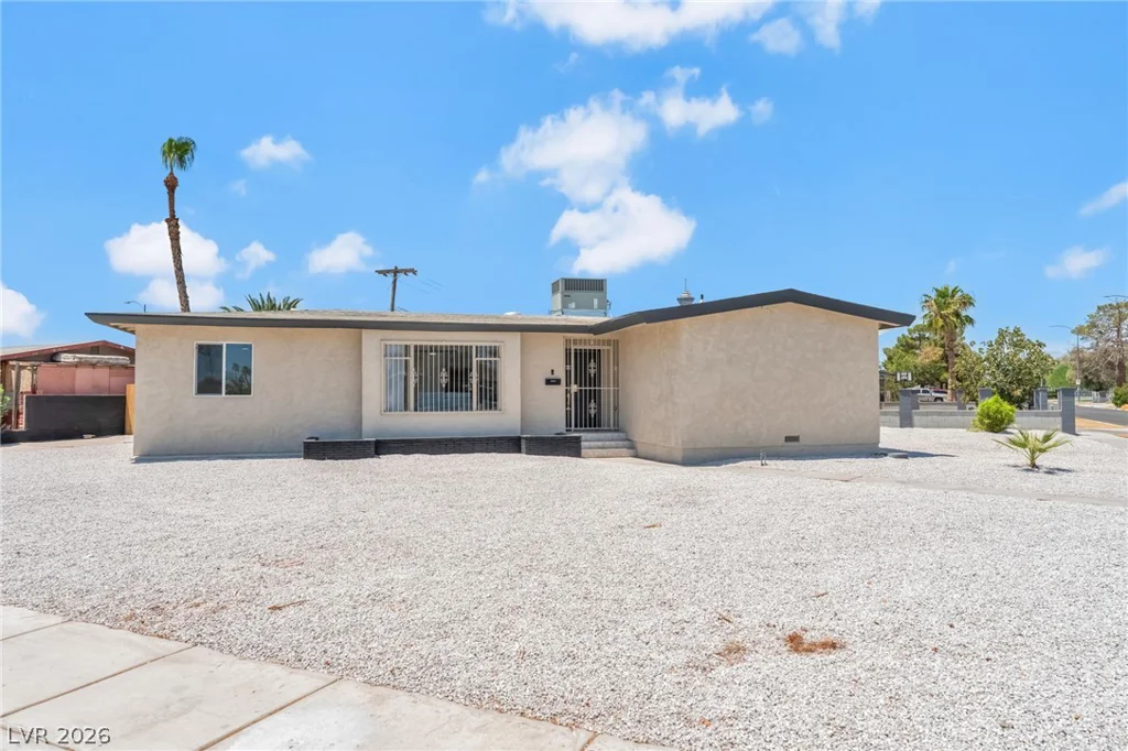 1436 Bracken, Las Vegas, NV 89104