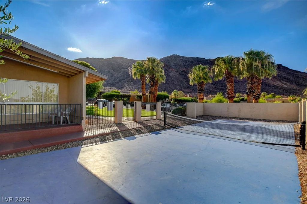 517 Tara, Boulder City, NV 89005