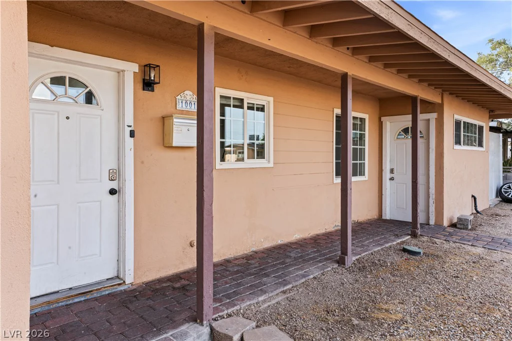 1001 Silver Lake, Las Vegas, NV 89108