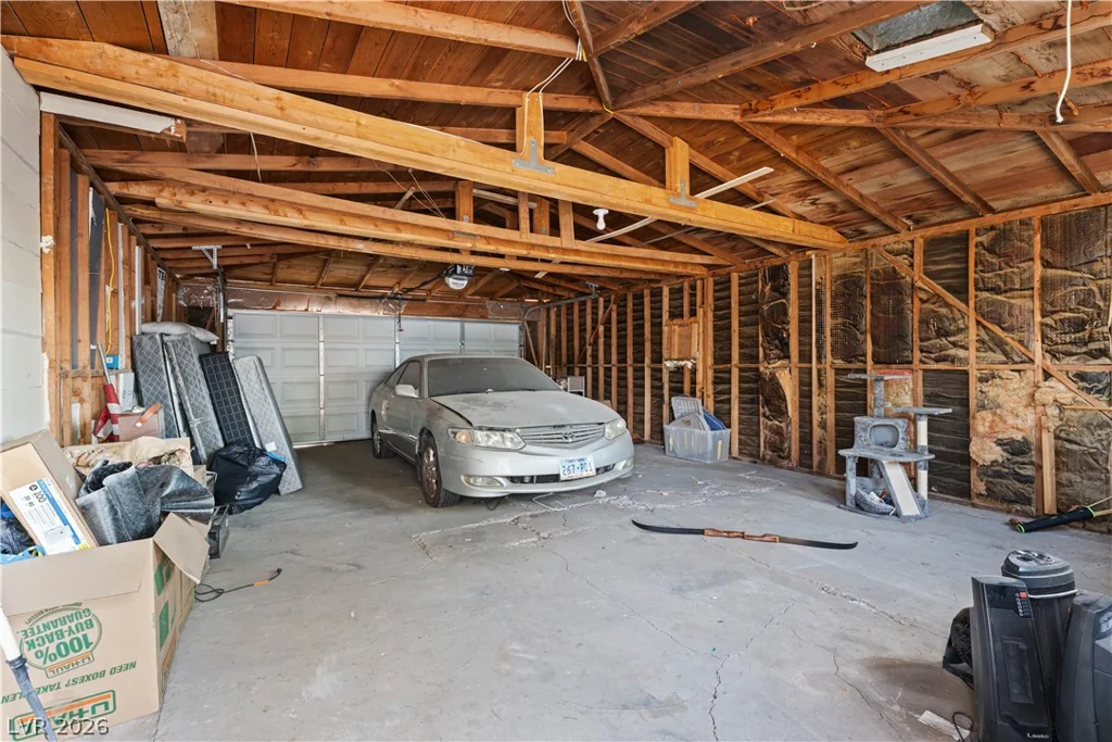 1001 Silver Lake, Las Vegas, NV 89108