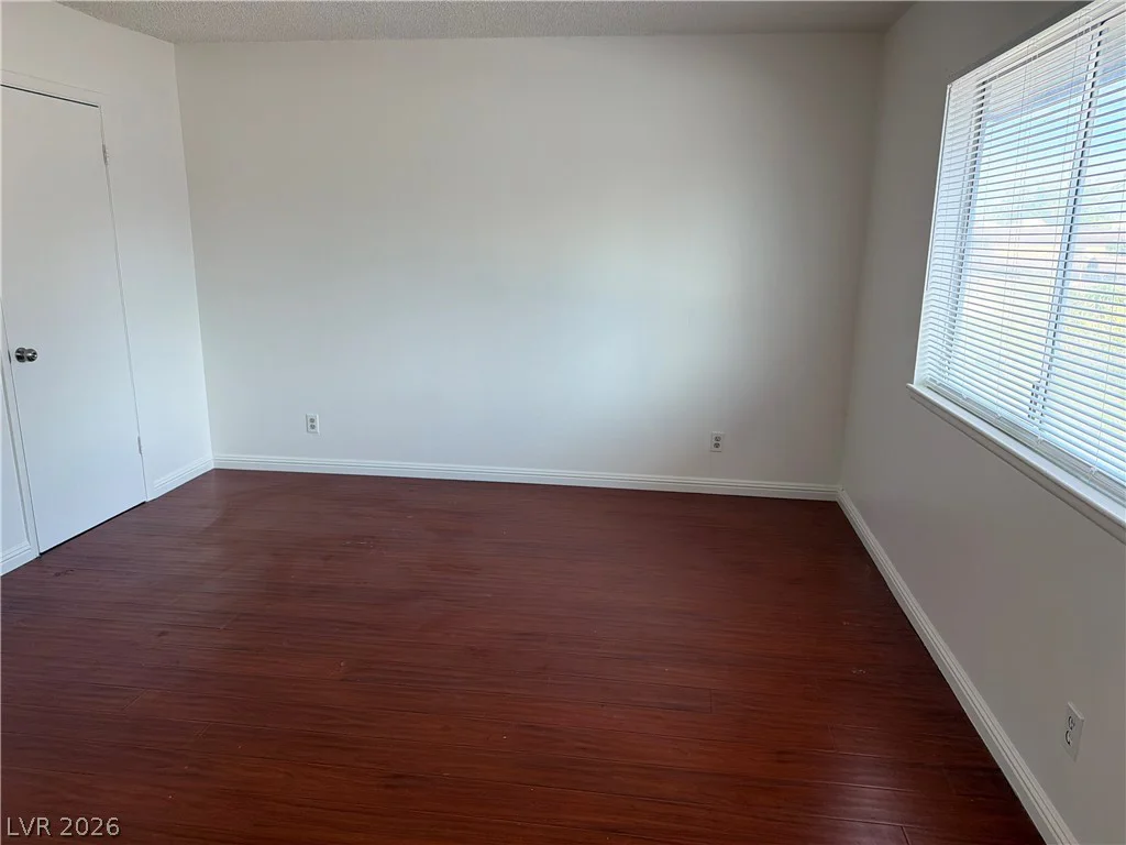 6168 Meadow View, Las Vegas, NV 89103