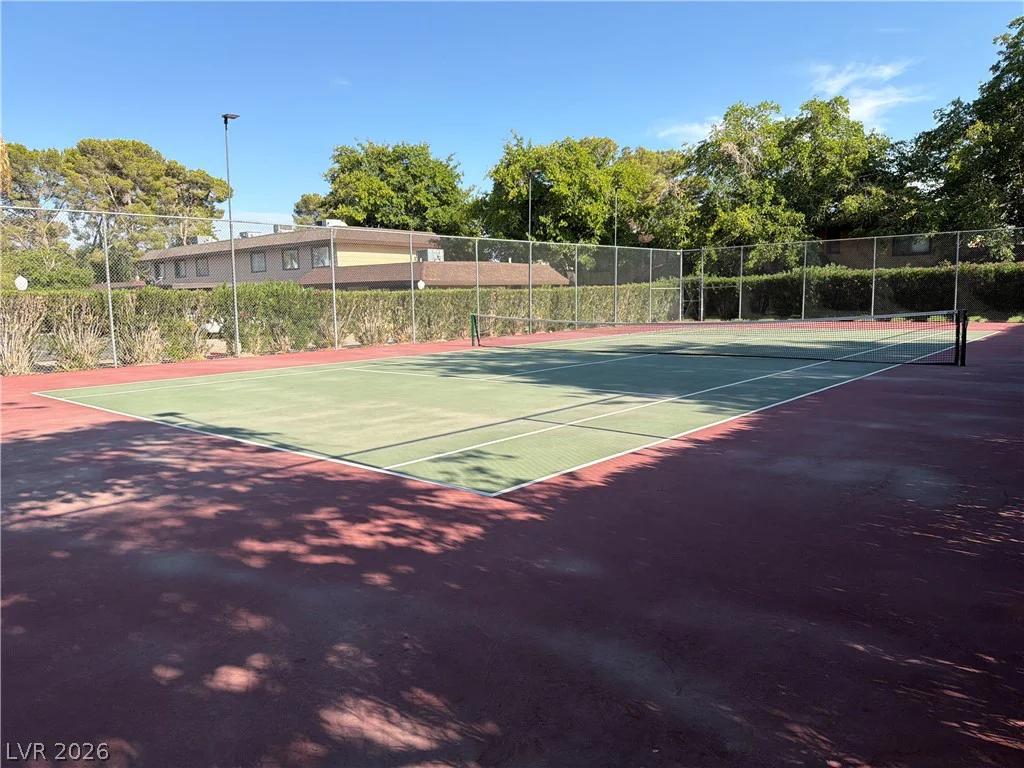 6168 Meadow View, Las Vegas, NV 89103