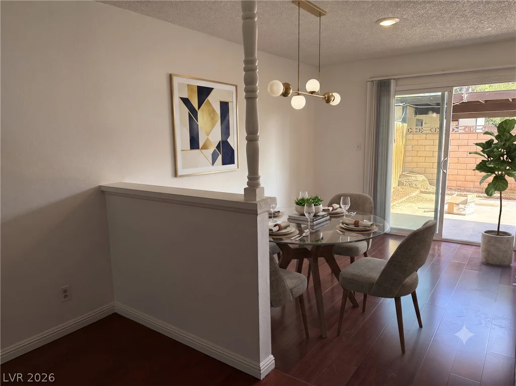 6168 Meadow View, Las Vegas, NV 89103