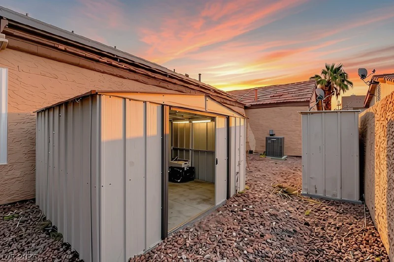 9530 Redstar, Las Vegas, NV 89123