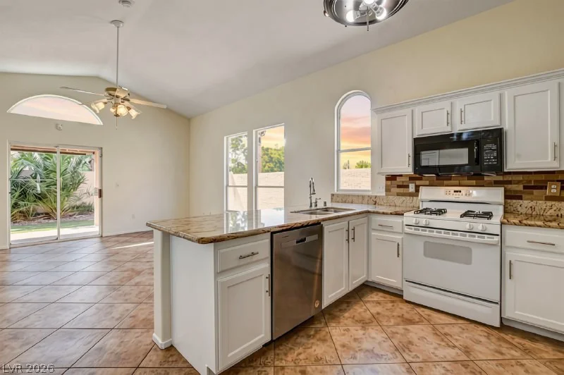 9530 Redstar, Las Vegas, NV 89123