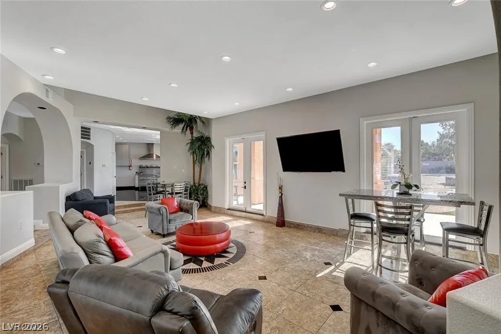 395 Wigwam, Las Vegas, NV 89123